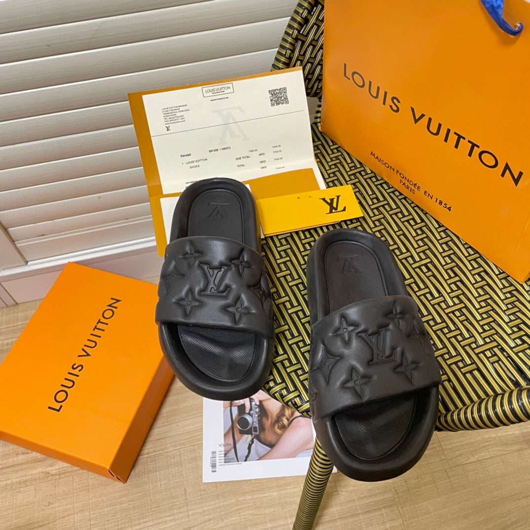 Louis Vuitton Slipper