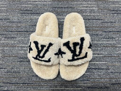 LV Slipper
