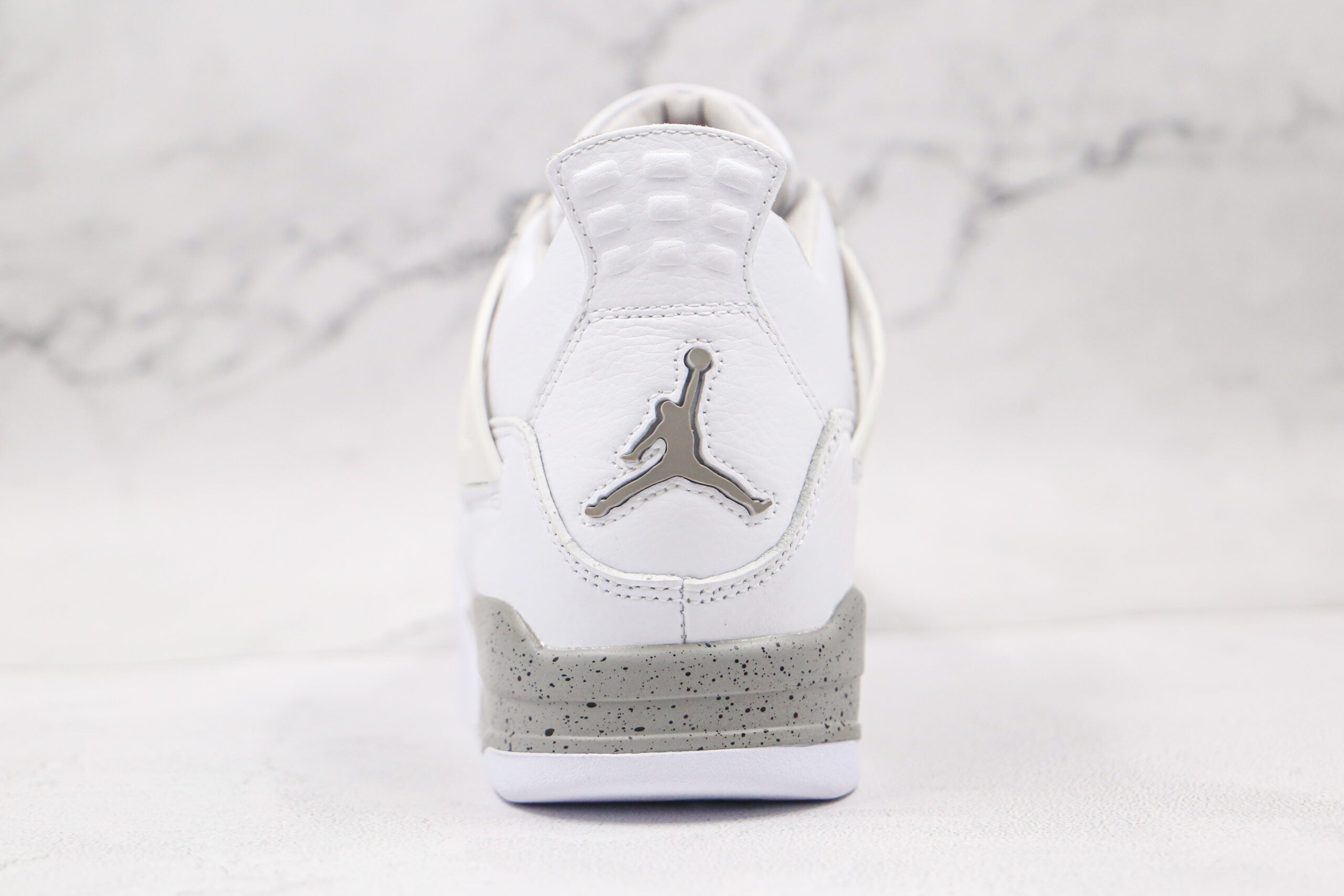 Air Jordan 4 Oreo White