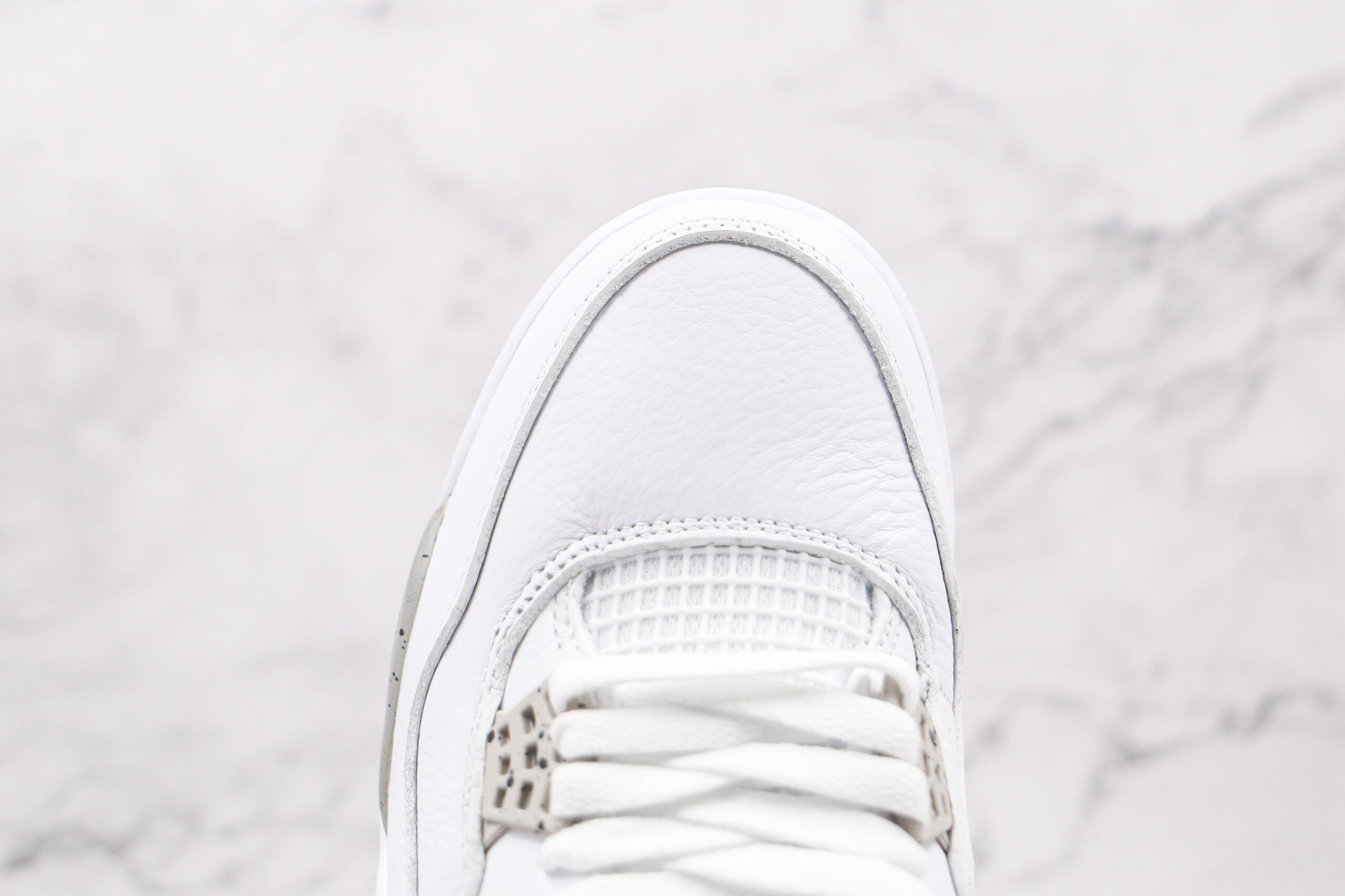 Air Jordan 4 Oreo White