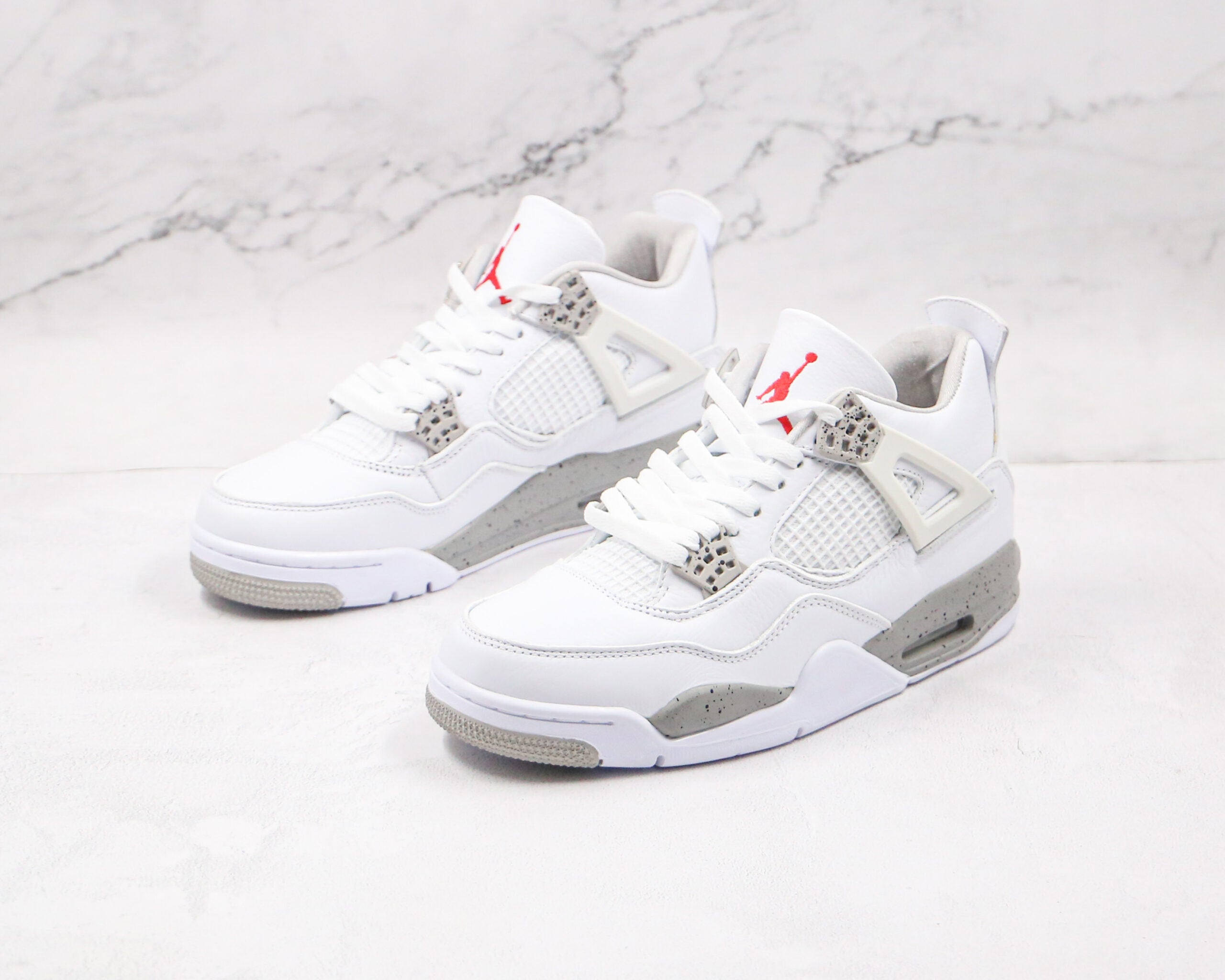 Air Jordan 4 Oreo White