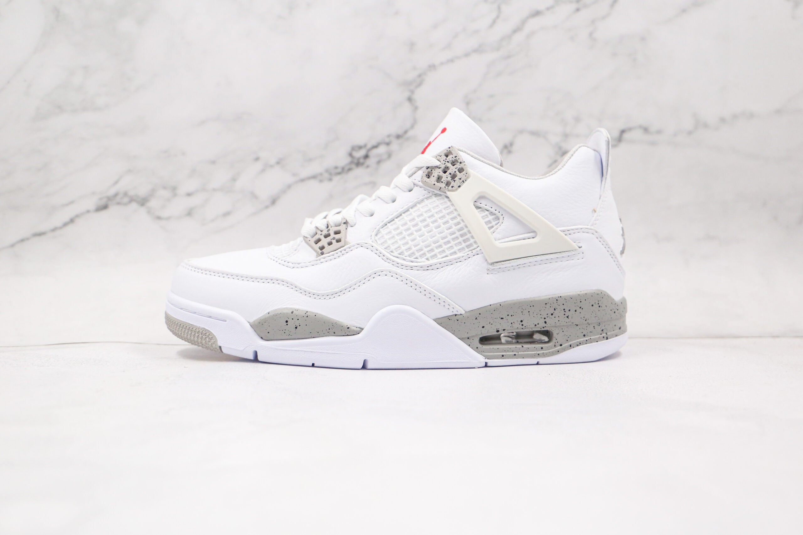 Air Jordan 4 Oreo White