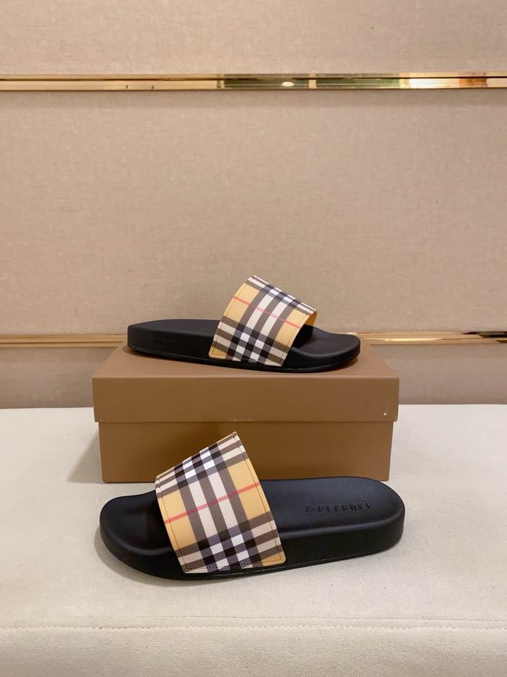Burberry Slipper