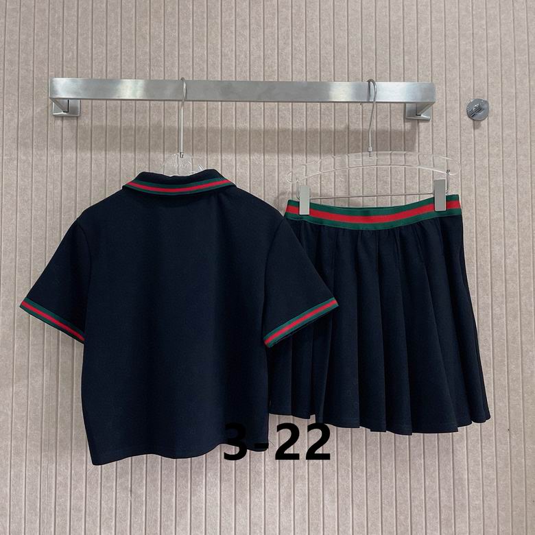 Gucci Top & Shorts