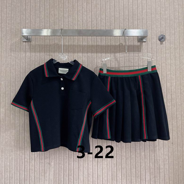 Gucci Top & Shorts