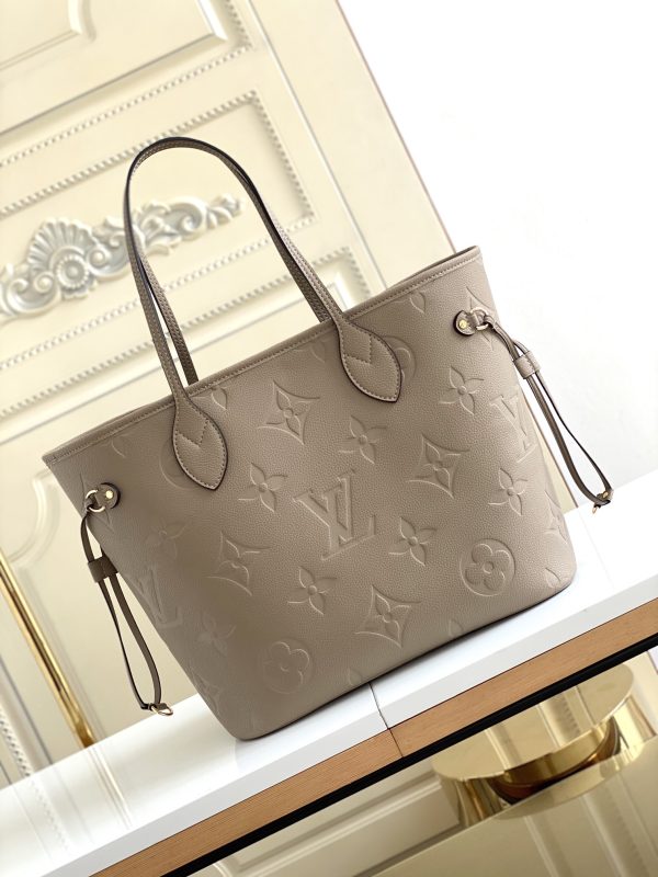 LV-Tote-Bag-14