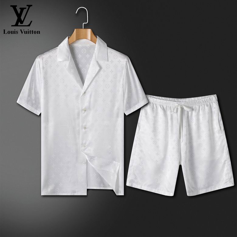 Louis Vuitton Top & Shorts