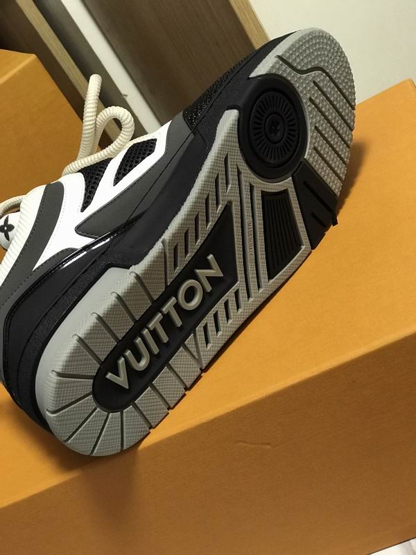 Louis Vuitton Sneaker