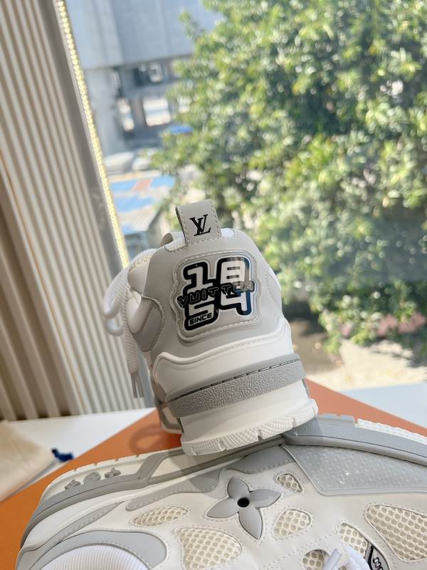 Louis Vuitton Sneaker