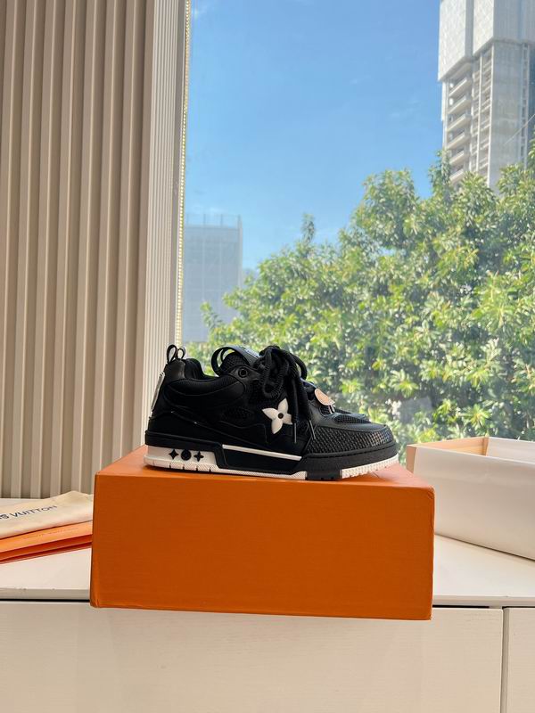 Louis Vuitton Sneaker