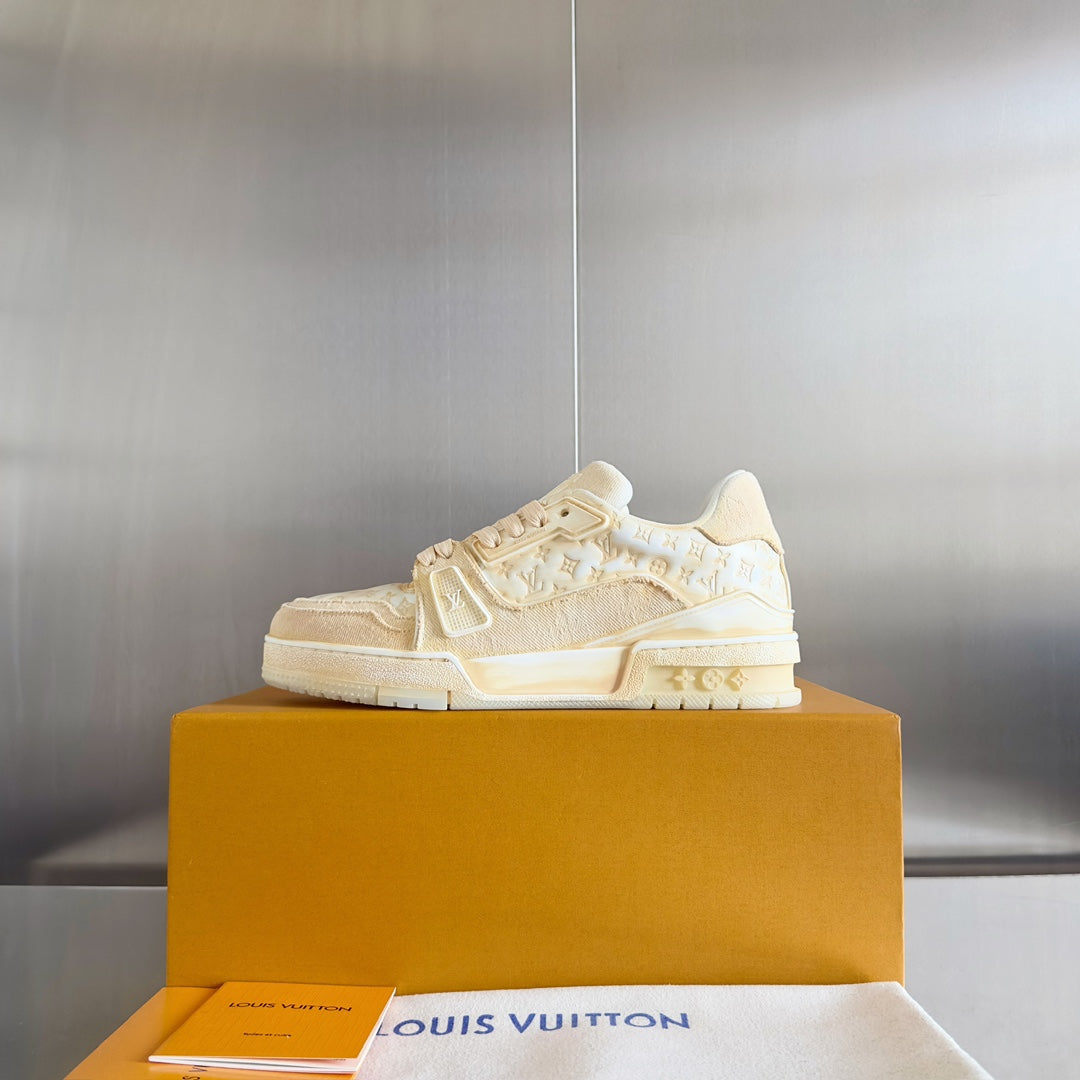Louis Vuitton Sneaker