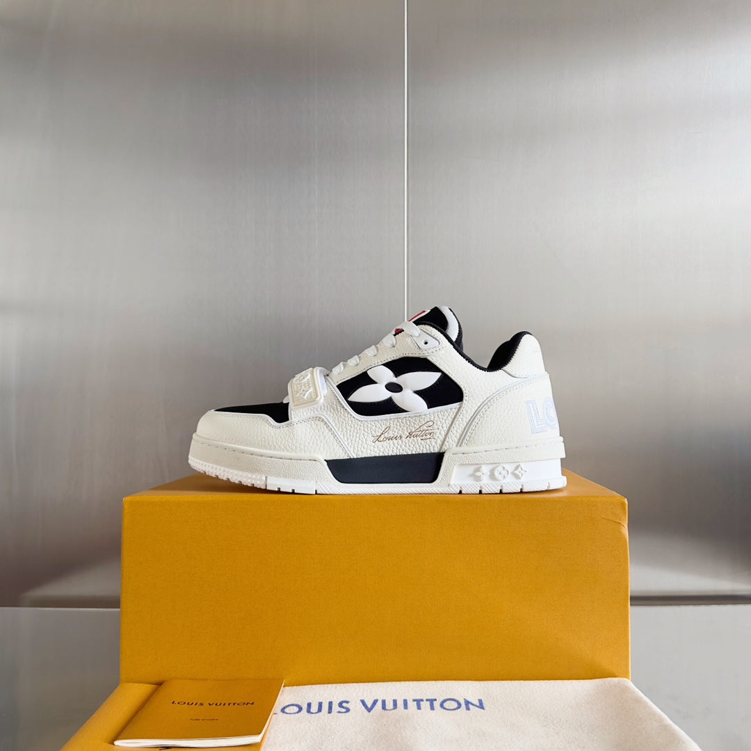 Louis Vuitton Sneaker