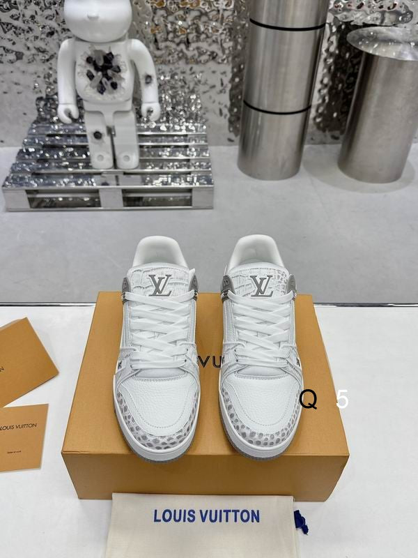 Louis Vuitton Sneaker