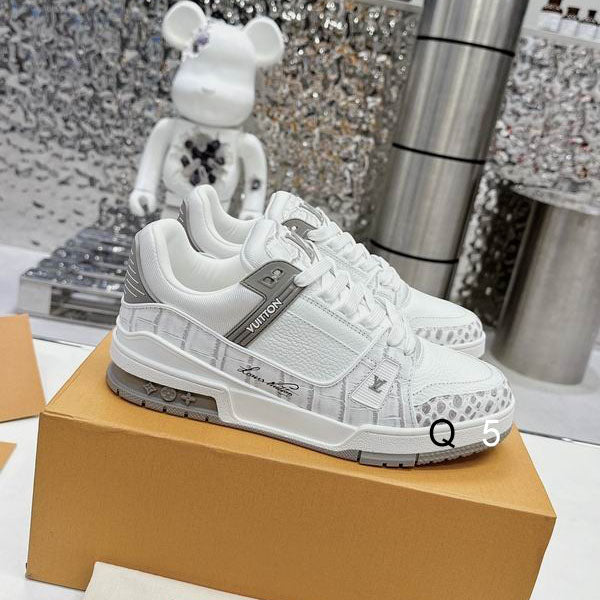 Louis Vuitton Sneaker