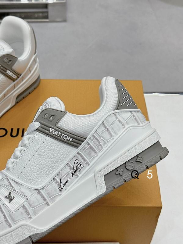 Louis Vuitton Sneaker