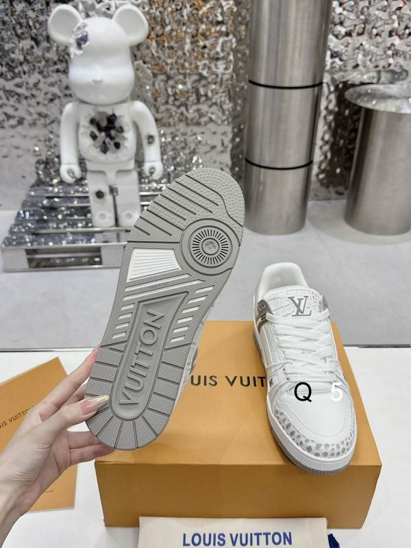 Louis Vuitton Sneaker