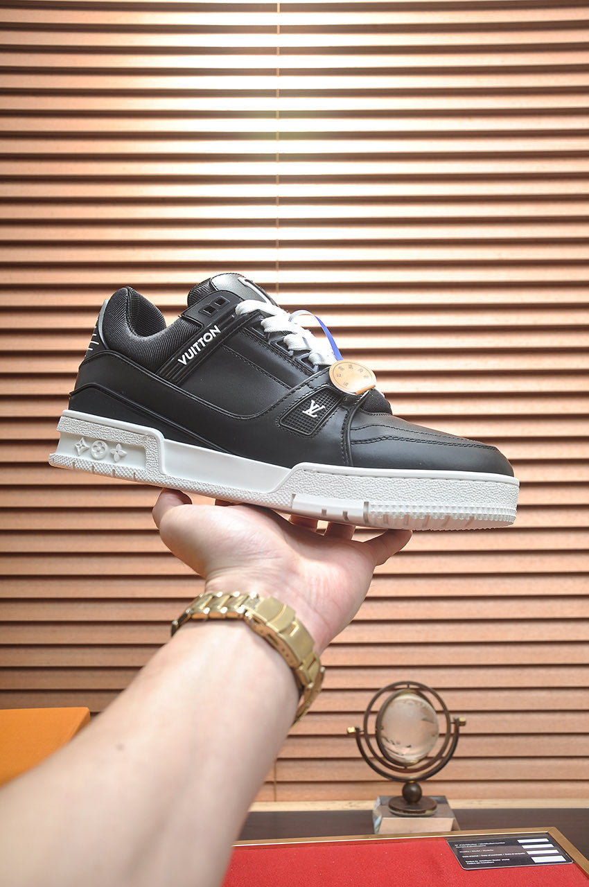 Louis Vuitton Sneaker