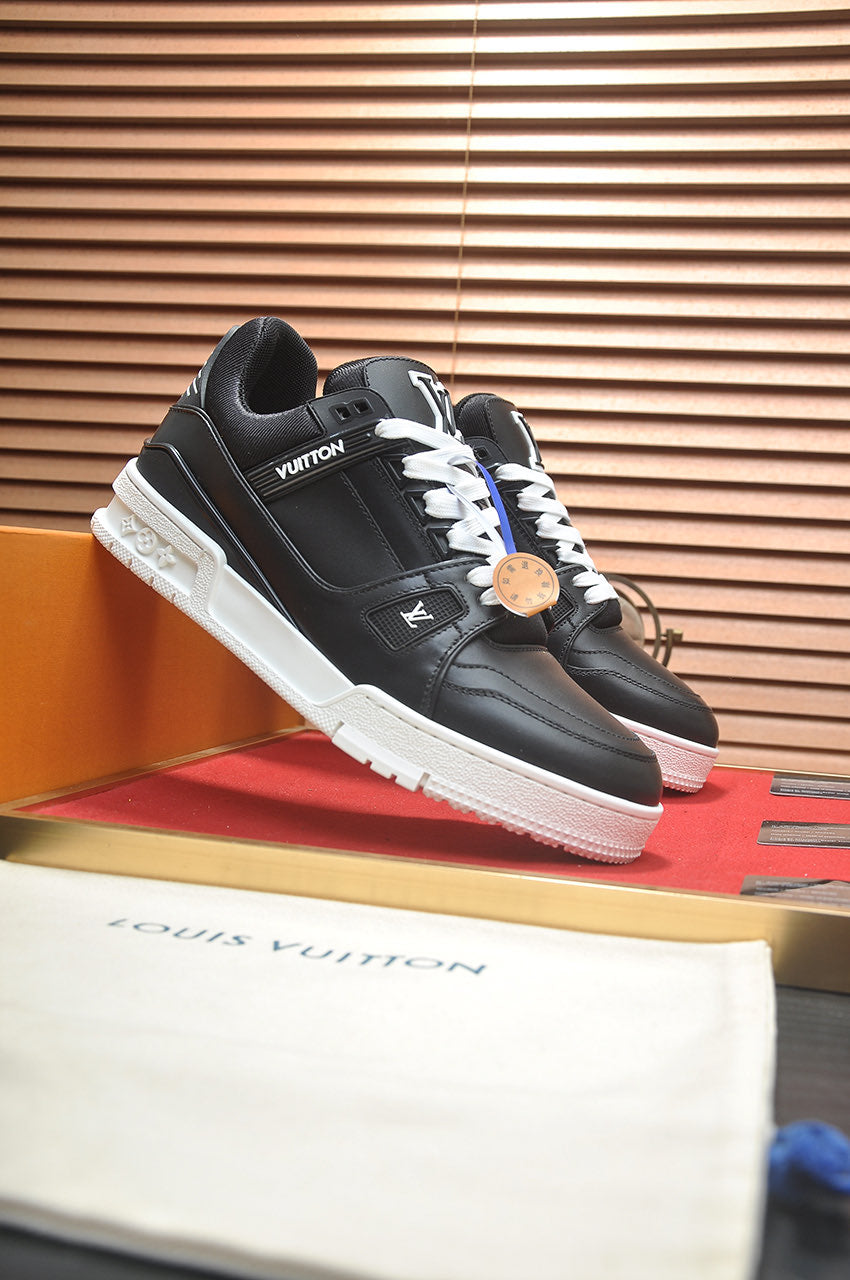 Louis Vuitton Sneaker