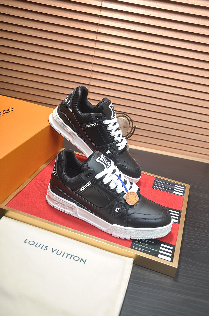Louis Vuitton Sneaker