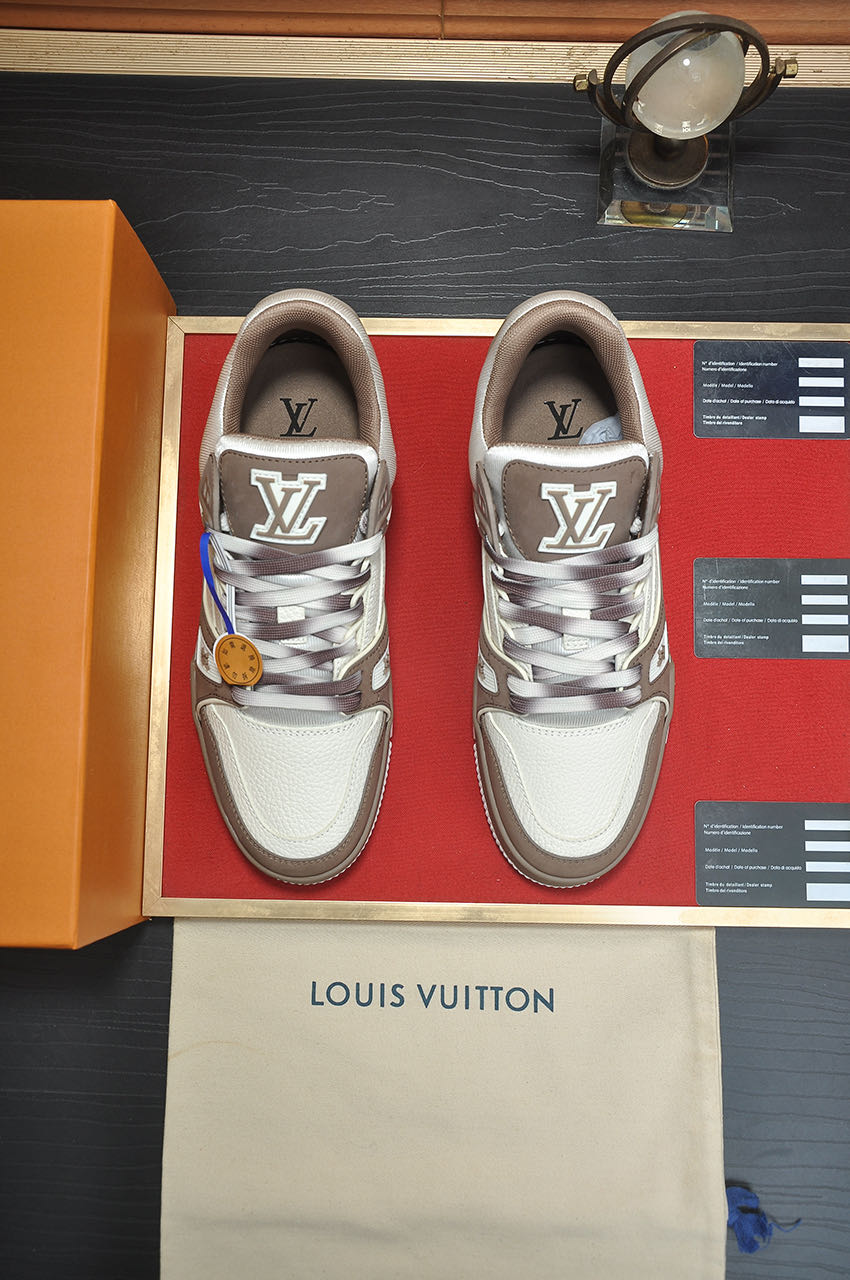 Louis Vuitton Sneaker