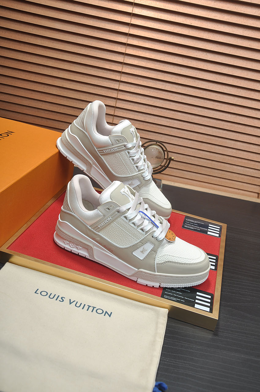 Louis Vuitton Sneaker