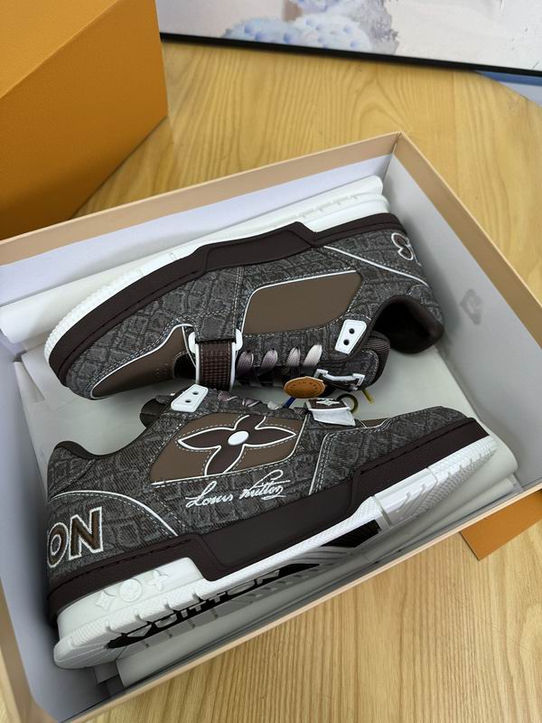 Louis Vuitton Sneaker