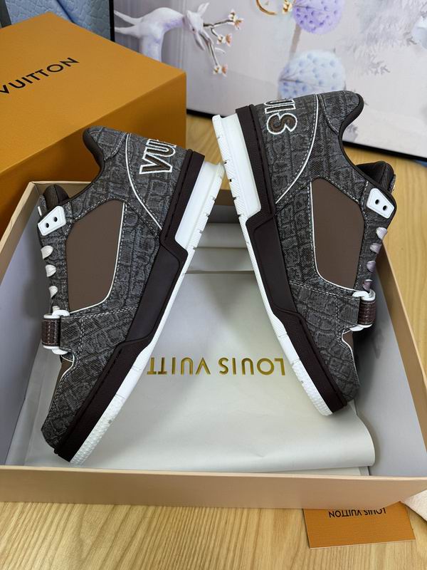 Louis Vuitton Sneaker