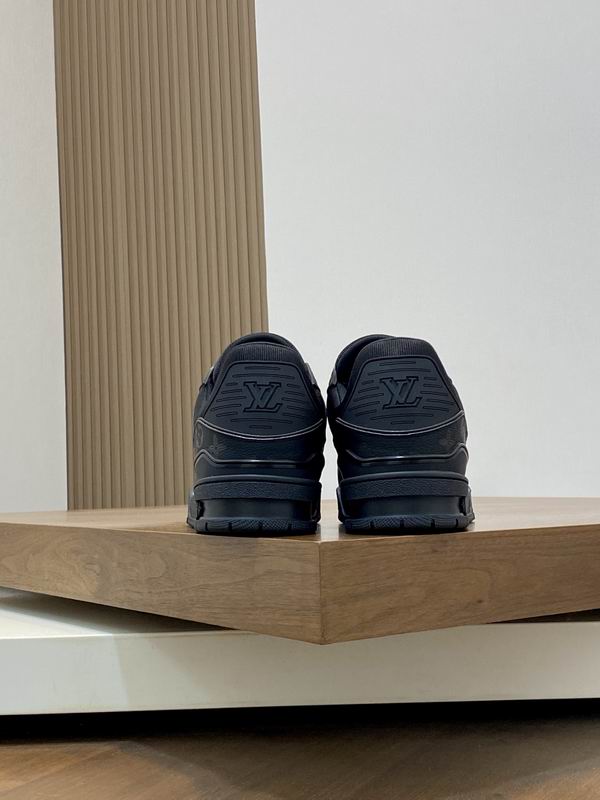 Louis Vuitton Sneaker