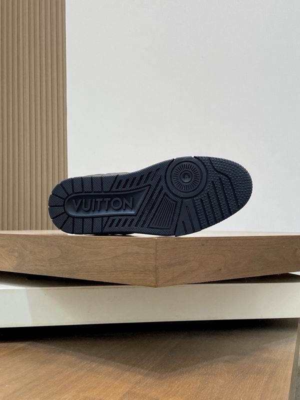 Louis Vuitton Sneaker