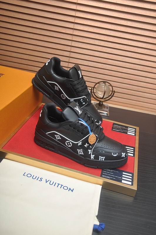 Louis Vuitton Sneaker