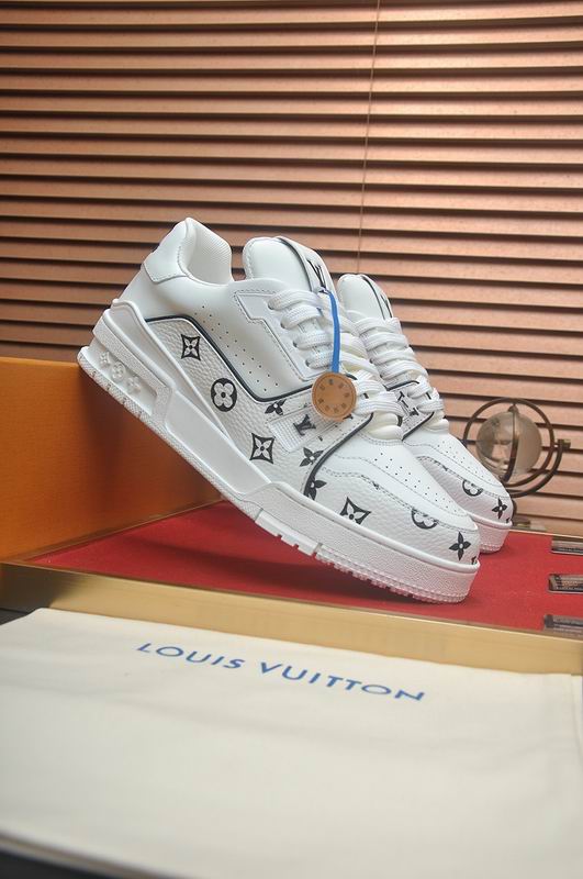 Louis Vuitton Sneaker