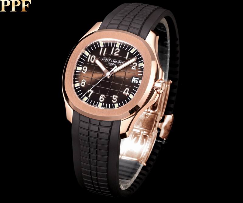 Patek Philippe Nautilus 40mm