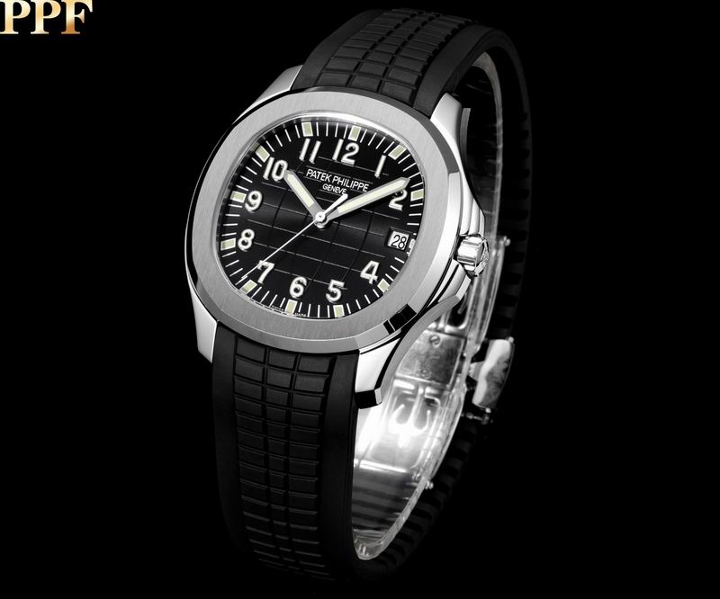 Patek Philippe Nautilus 40mm