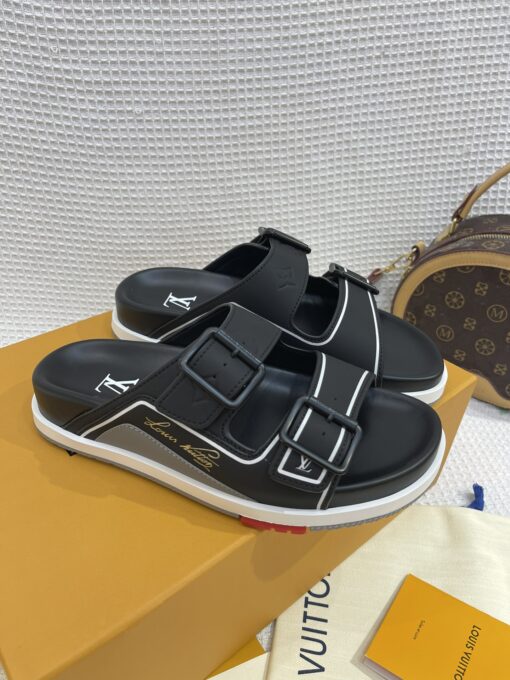 LV Slipper